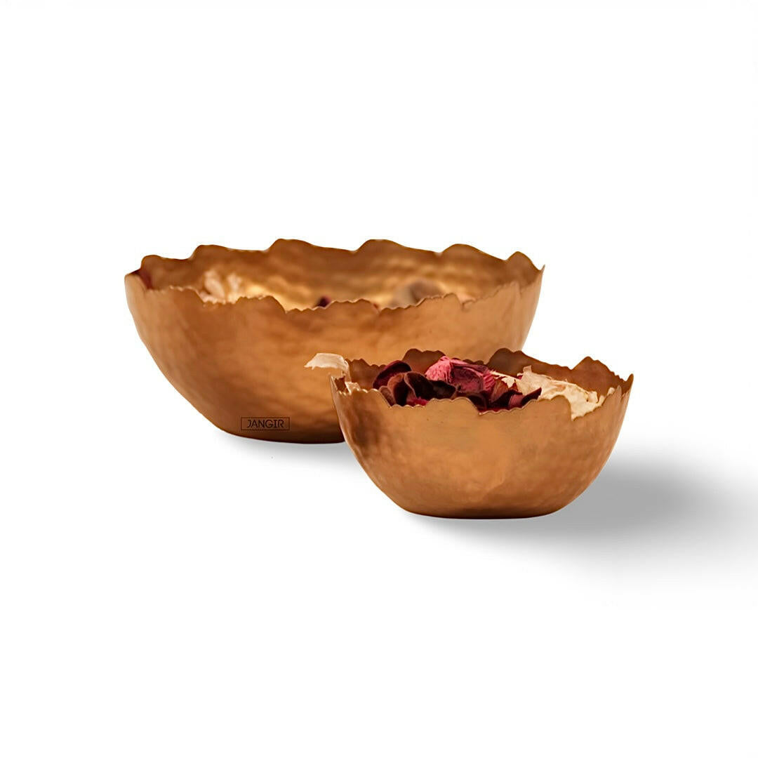 Hammered Gold Bowl Set.