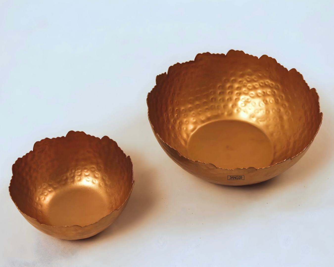 Hammered Gold Bowl Set.