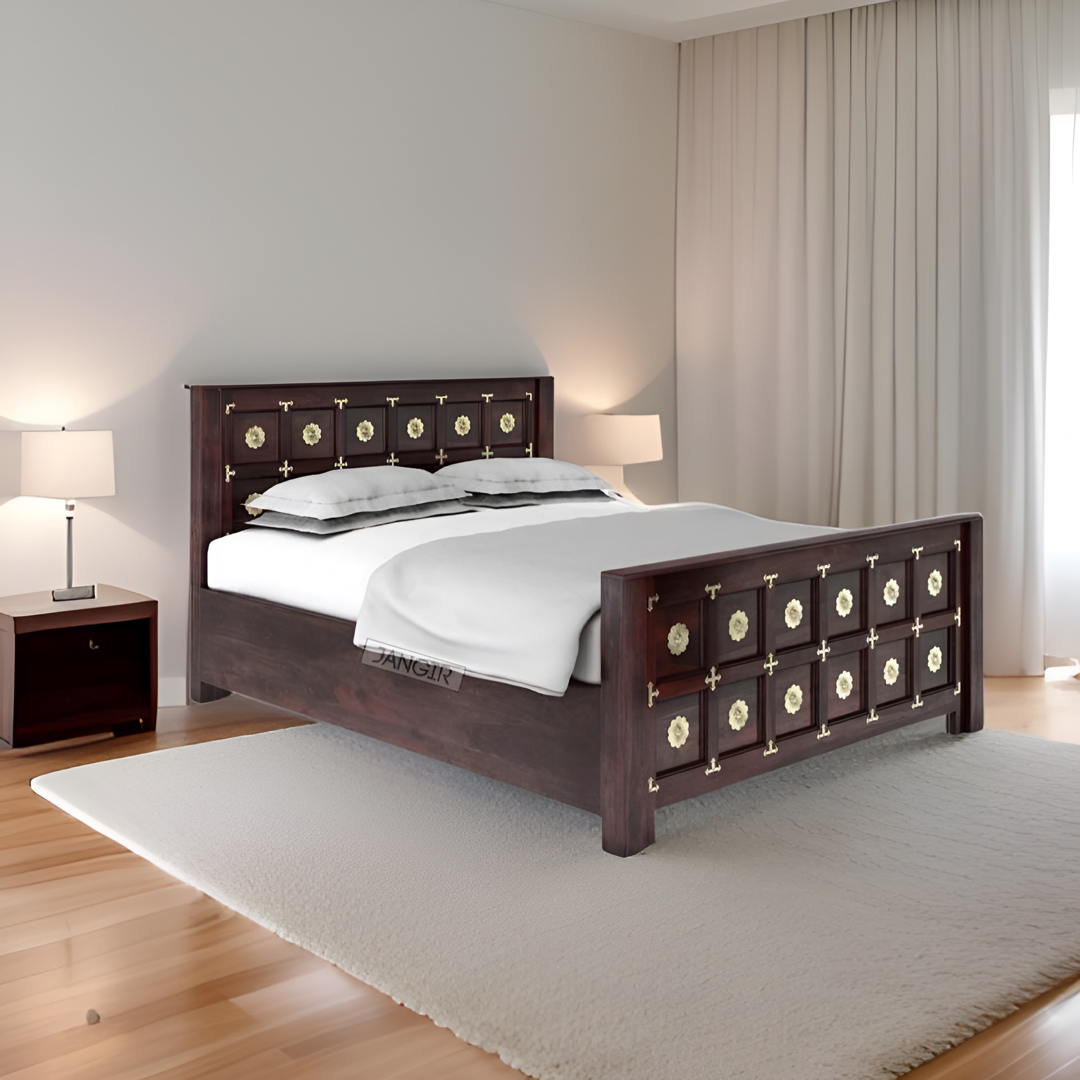 Transform your bedroom with our Roman Brass Wooden Bed, Crafted with sheesham wood. Explore our antique and vintage wooden beds, adorned with charming brass accents in Bangalore