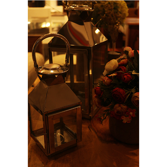 Farmhouse Steel lantern set.