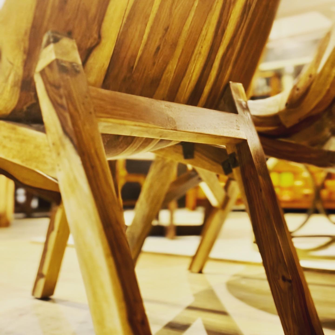 easy chair, chair for lounge, comfortable chair, wooden chairs for living room, lounge chairs for living room, Living room chairs, accent chairs, designer living room chairs, Living room chairs