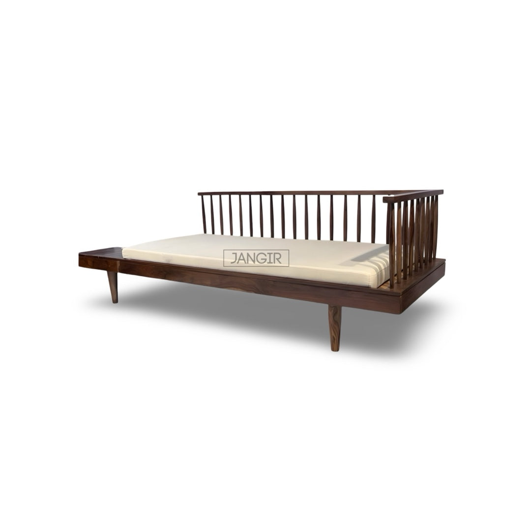 Discover elegance with the Grills Daybed crafted from solid Sheesham wood. Shop now near you in Bangalore or order online !