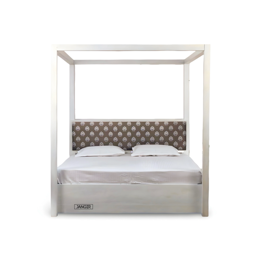 Upgrade your bedroom with our the sturdy, stylish Reir Sheesham Poster Bed! Shop Sheesham wood made queen and king size four poster beds near you in Bangalore!