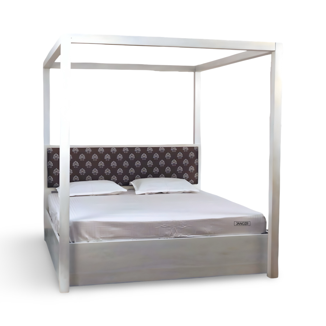 Upgrade your bedroom with our the sturdy, stylish Reir Sheesham Poster Bed! Shop Sheesham wood made queen and king size four poster beds near you in Bangalore!