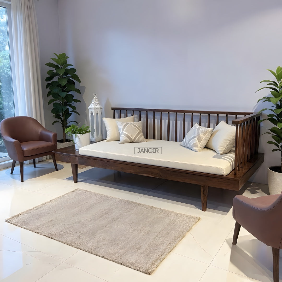Discover elegance with the Grills Daybed crafted from solid Sheesham wood. Shop now near you in Bangalore or order online !